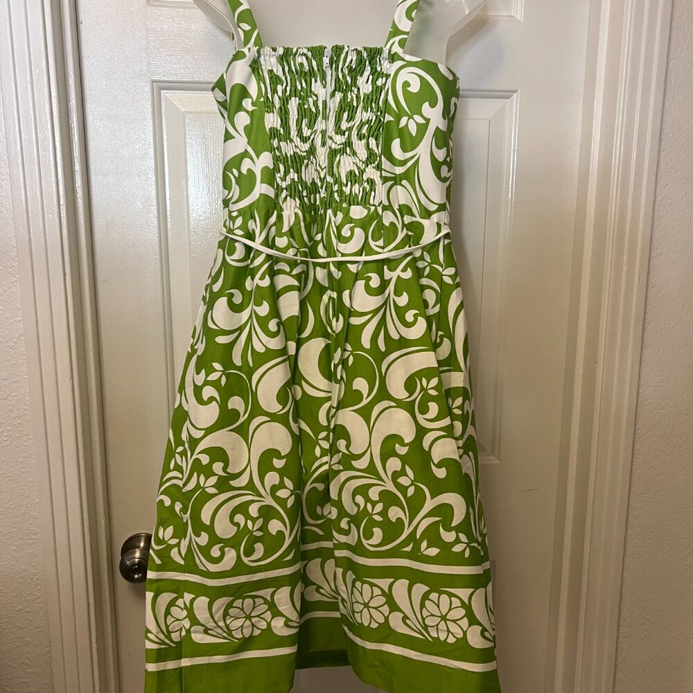 Retro Pattern Green & White Dress - Picture 4 of 7